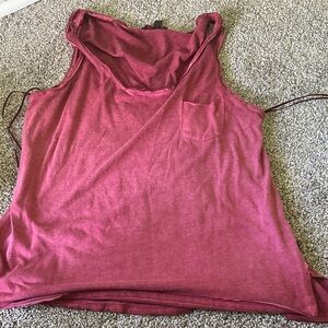 Rock and Republic Women's Sleeveless Top in Red